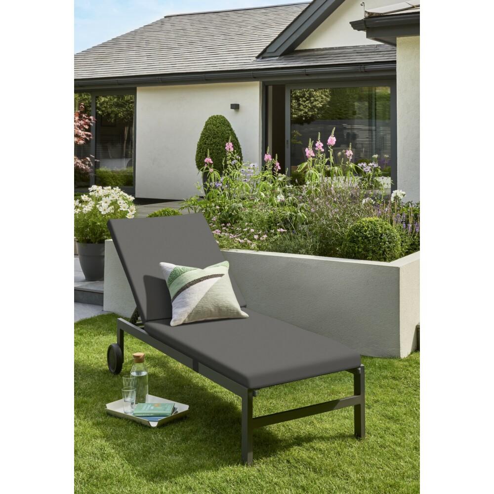 TITCHWELL SUN LOUNGER
