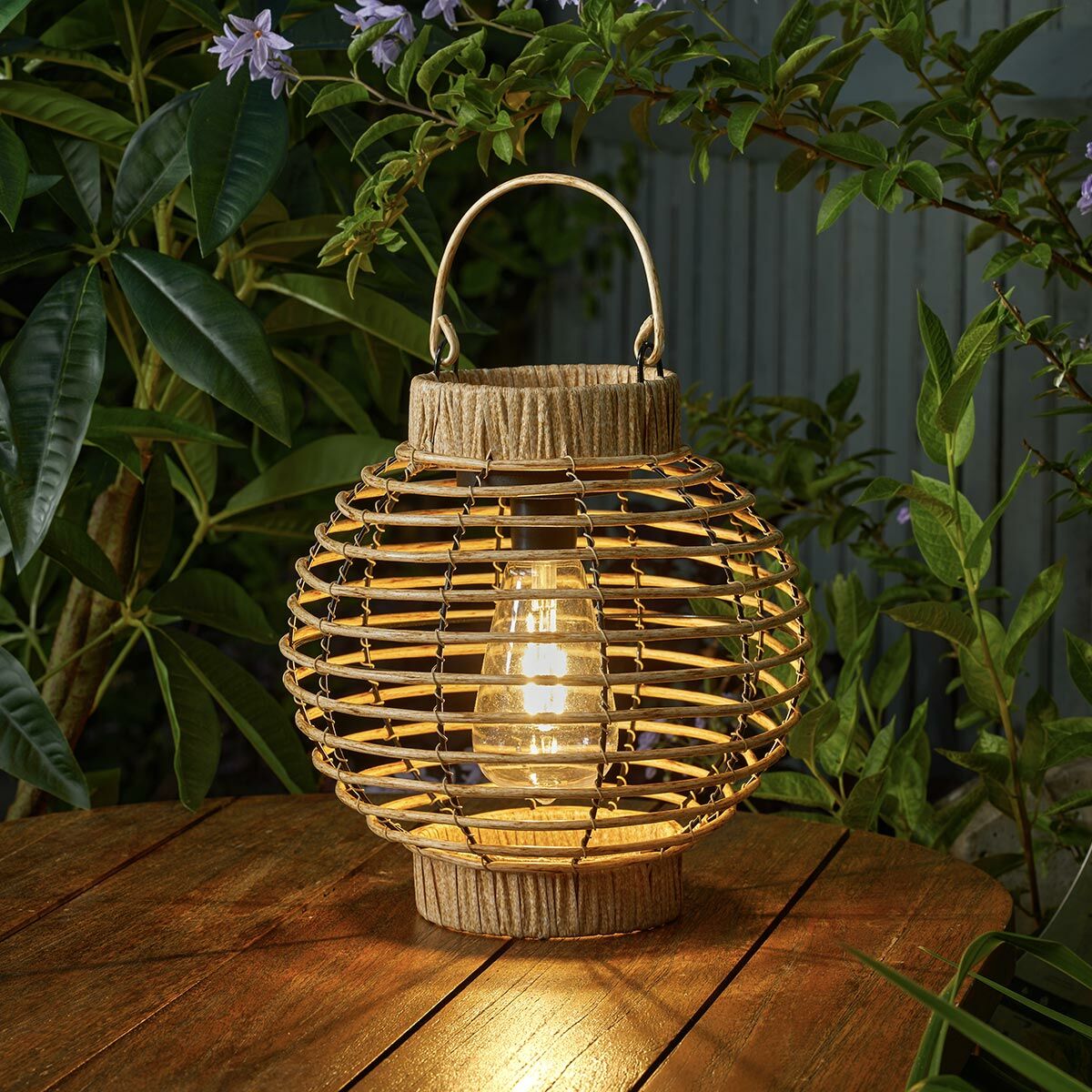 SOLAR TERRA LANTERN