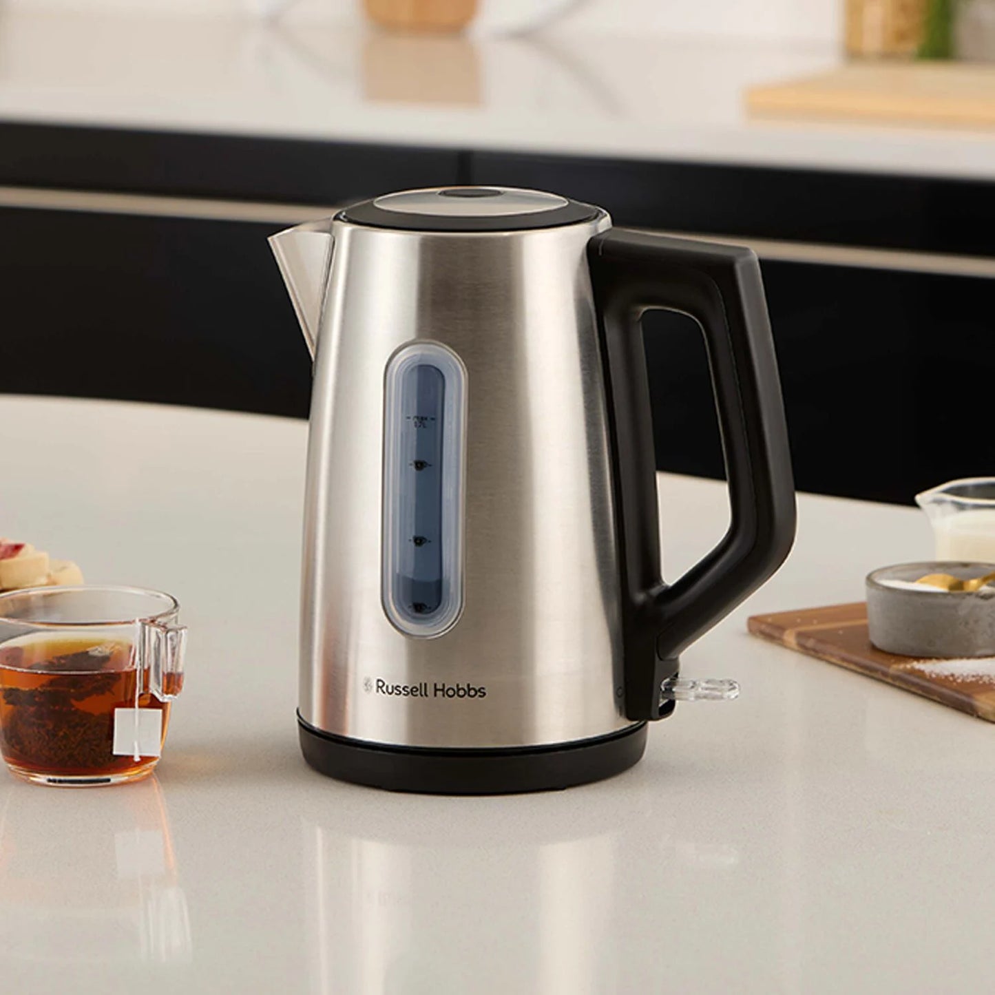 RUSSELL HOBBS HEATON BRUSHED STEEL KETTLE