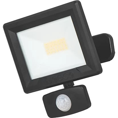 LUCECO ESSENCE 20W PIR FLOODLIGHT + B JOINT